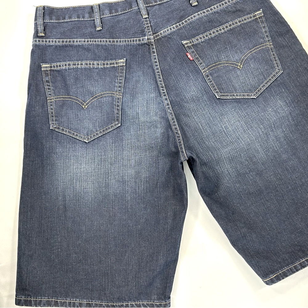 Levi's 569 Loose Straight Denim Shorts Waist 38 Men's - Picture 5 of 9